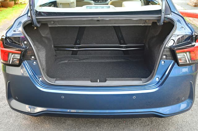 New Maruti Dzire boot Image - 8072